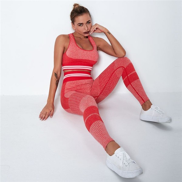 Popular goods from salevam catalogue:
fitness clothing https://salevam.ru/search?q=fitness+clothing
#fashion #design #beautiful #salevam #women #fitness #sportswear #clothing