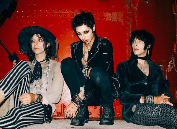 Palaye Royale