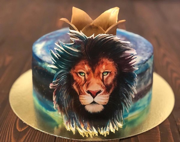 🍰🦁🍰 Королевский подарок для главы семьи! Для любящего отца и супруга- шоколадный шифоновый бисквит с шоколадно-ореховым кремом.
#wecake_ru #ruwecake #тортназаказ #детскийторт #тортнапраздник #тортжулебино #тортмосква #сладостиназаказ #тортмужчине #спортивныйторт #тортсягодами #вкусныйторт #тортдетям #торт #тортыназаказ #тортысягодами #тортынапраздник #тортдлядевочки #тортдлямальчика #тортдлядевушки #тортдлямужчины