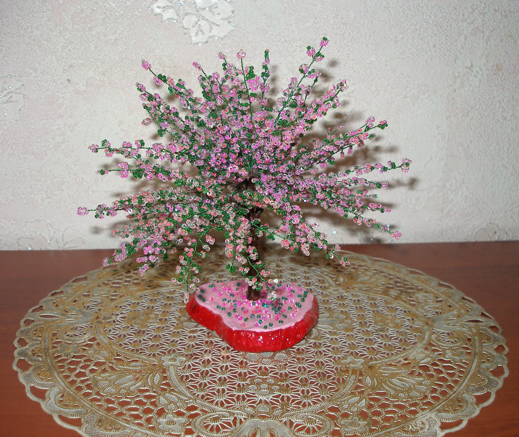 Цветущая вишня из бисера