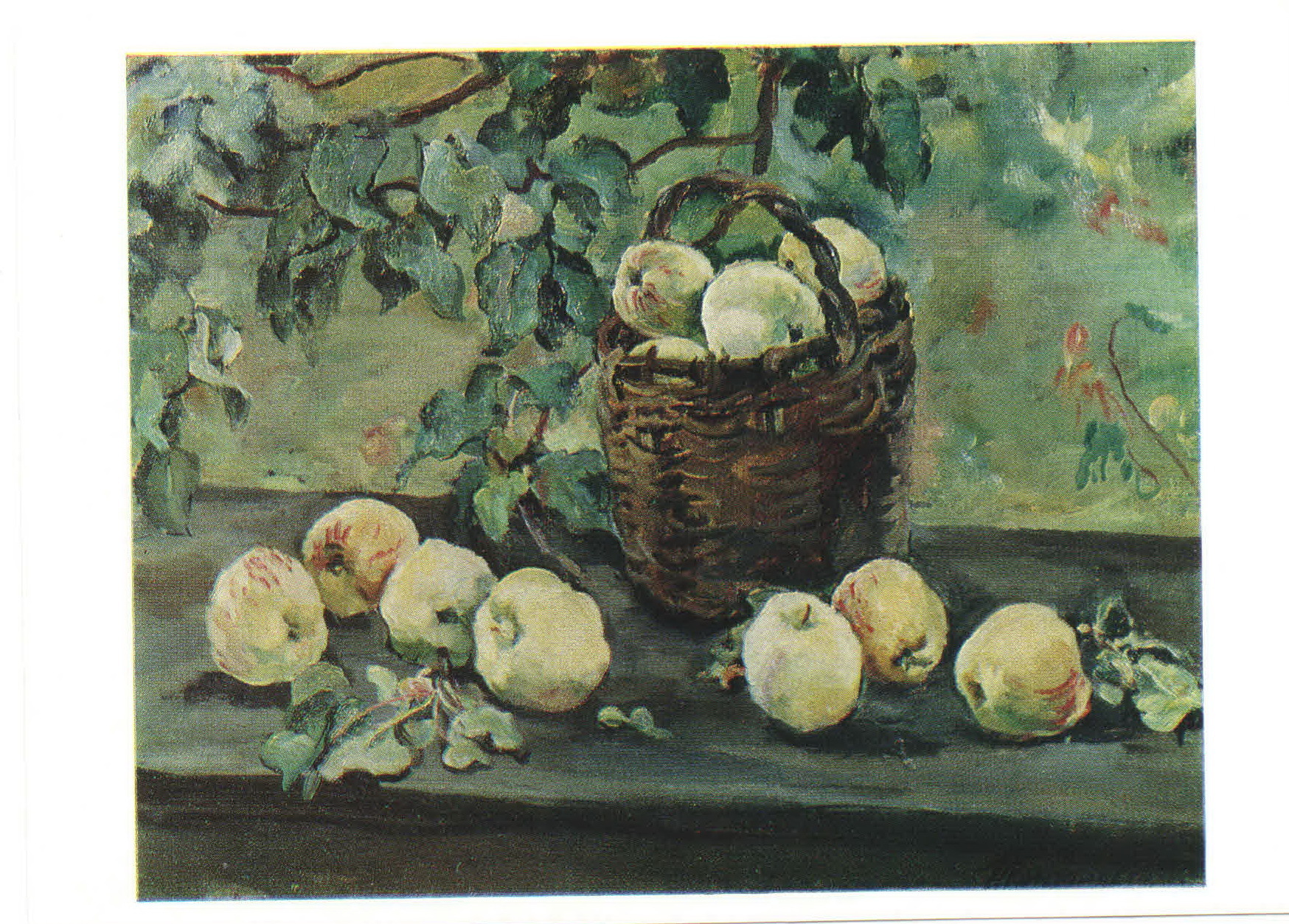 Натюрморт яблоки на столе у печки